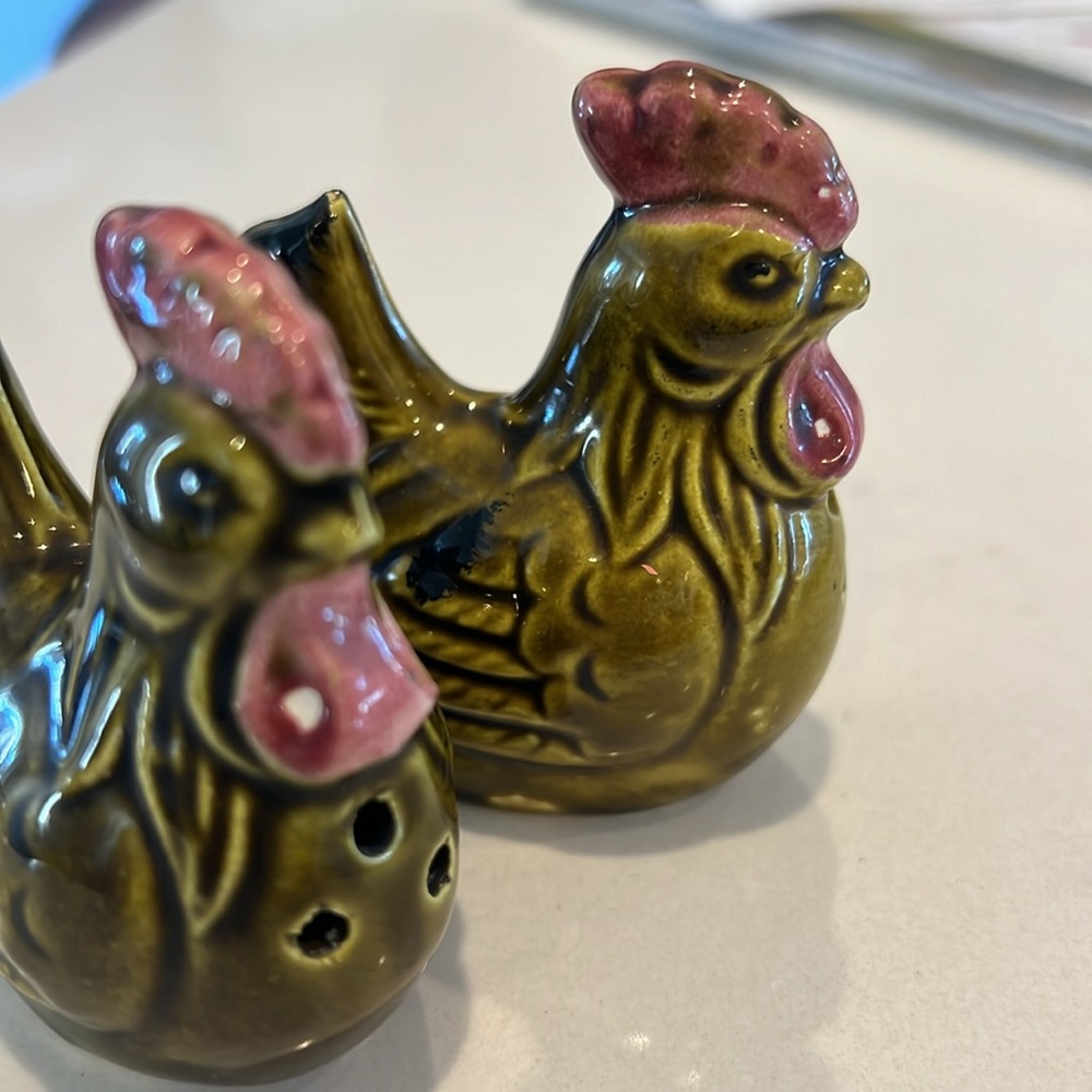 Vintage Rooster salt and pepper shakers made in Japan antique